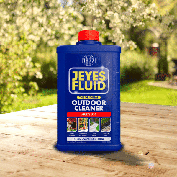 Jeyes Fluid Multi Use Outdoor Cleaner 1L – disinfectant and cleaner for patios, paths, and outdoor surfaces