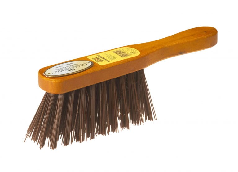 Groundsman PVC Stiff Handbrush with wooden handle and stiff PVC bristles